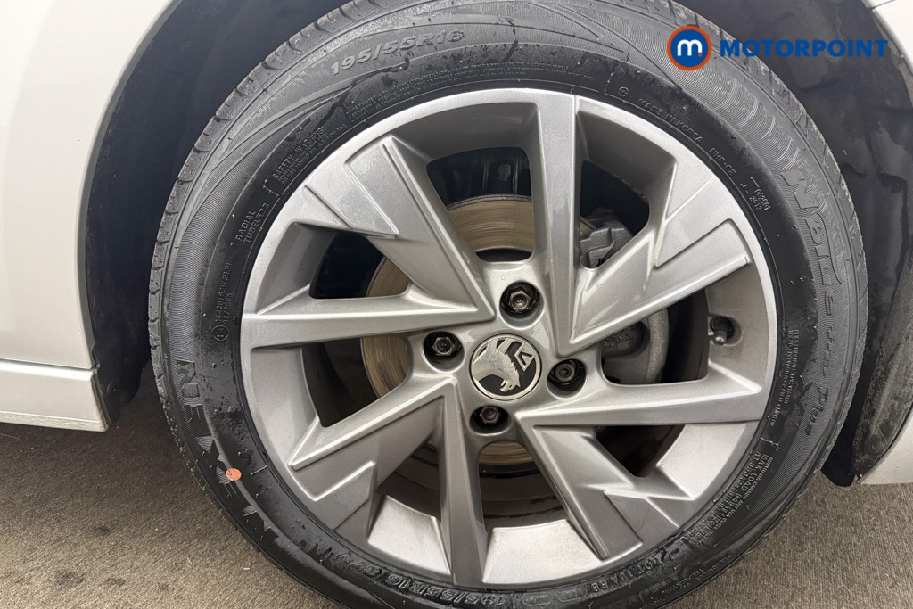 Vauxhall Corsa Design Manual Petrol Hatchback - Stock Number (1627995) - 4th supplementary image