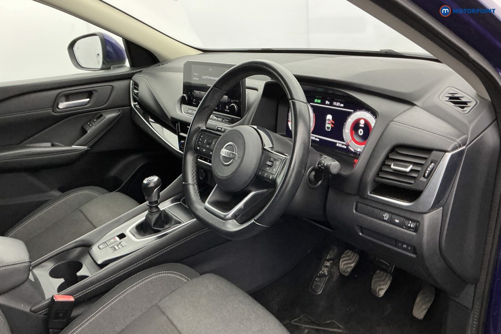 Nissan Qashqai N-Connecta Manual Petrol SUV - Stock Number (1628710) - 7th supplementary image