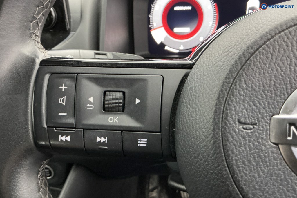 Nissan Qashqai N-Connecta Manual Petrol SUV - Stock Number (1628710) - 24th supplementary image