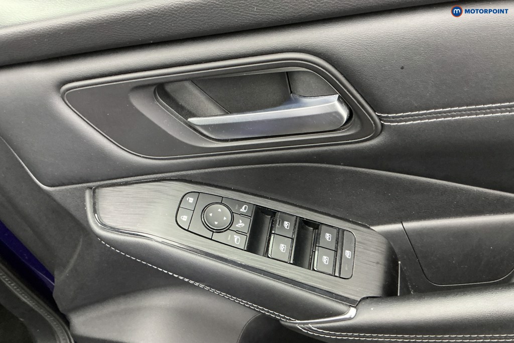 Nissan Qashqai N-Connecta Manual Petrol SUV - Stock Number (1628710) - 28th supplementary image
