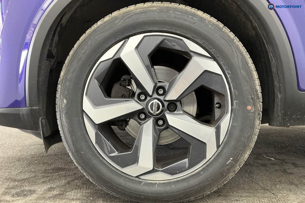 Nissan Qashqai N-Connecta Manual Petrol SUV - Stock Number (1628710) - 36th supplementary image