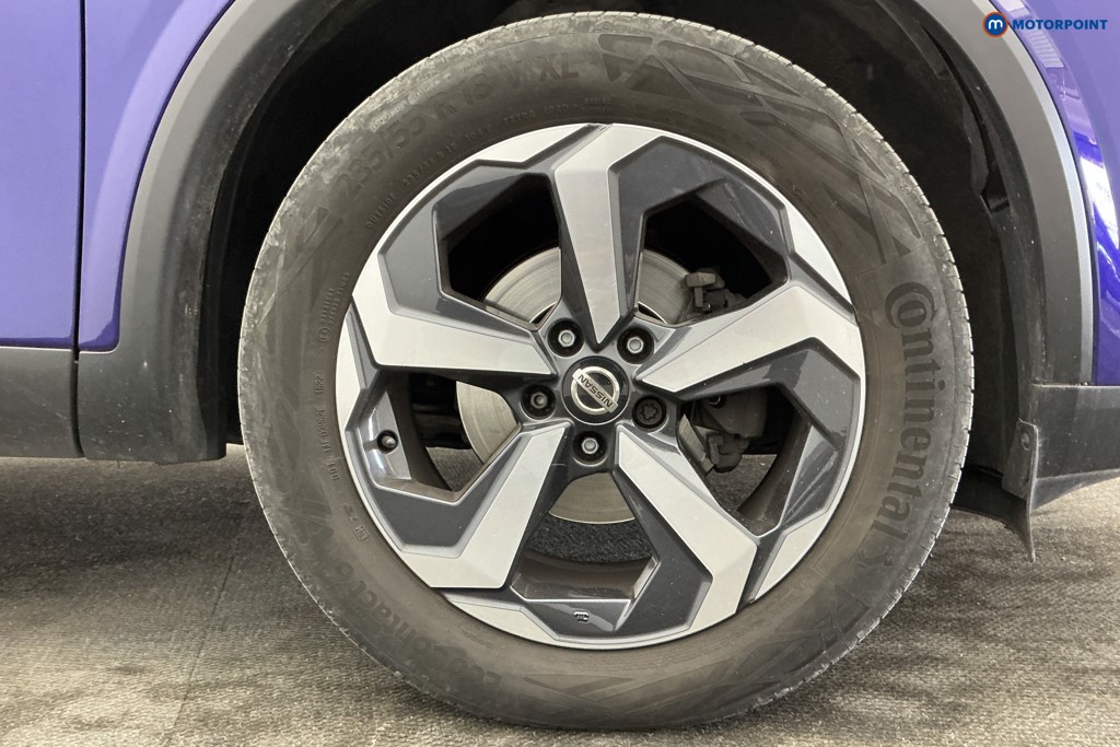 Nissan Qashqai N-Connecta Manual Petrol SUV - Stock Number (1628710) - 39th supplementary image