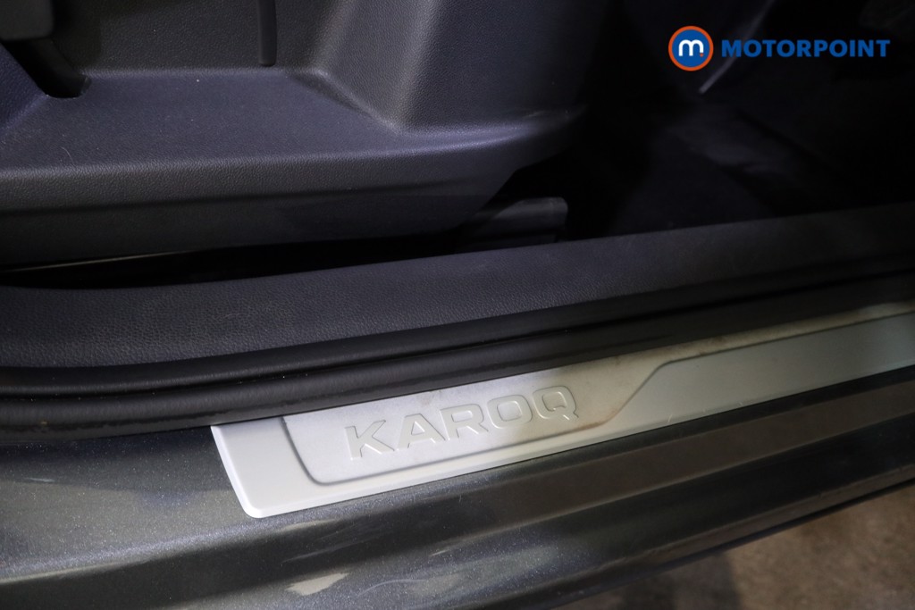 Skoda Karoq Se L Manual Petrol SUV - Stock Number (1628856) - 15th supplementary image