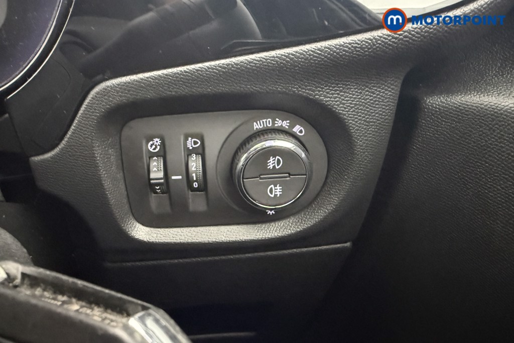 Vauxhall Corsa GS Manual Petrol Hatchback - Stock Number (1629331) - 9th supplementary image