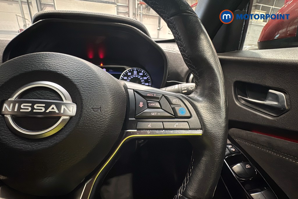 Nissan Juke Tekna-Plus Manual Petrol SUV - Stock Number (1629345) - 4th supplementary image