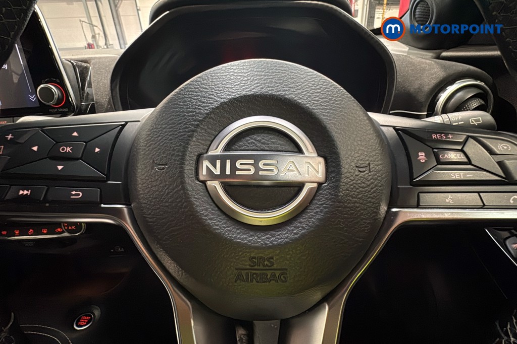 Nissan Juke Tekna-Plus Manual Petrol SUV - Stock Number (1629345) - 5th supplementary image