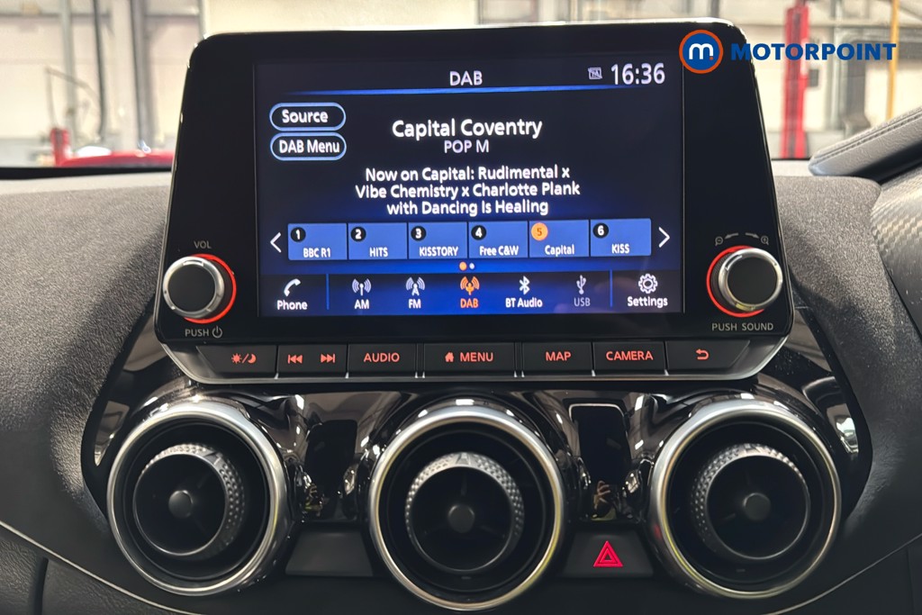 Nissan Juke Tekna-Plus Manual Petrol SUV - Stock Number (1629345) - 9th supplementary image