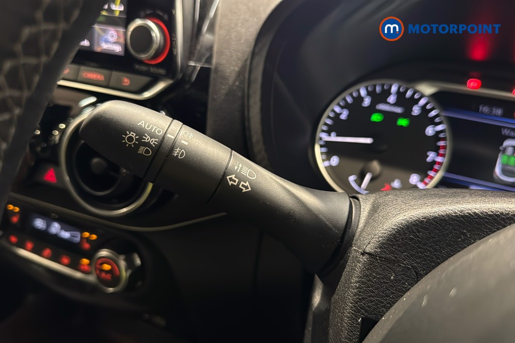 Nissan Juke Tekna-Plus Manual Petrol SUV - Stock Number (1629345) - 18th supplementary image