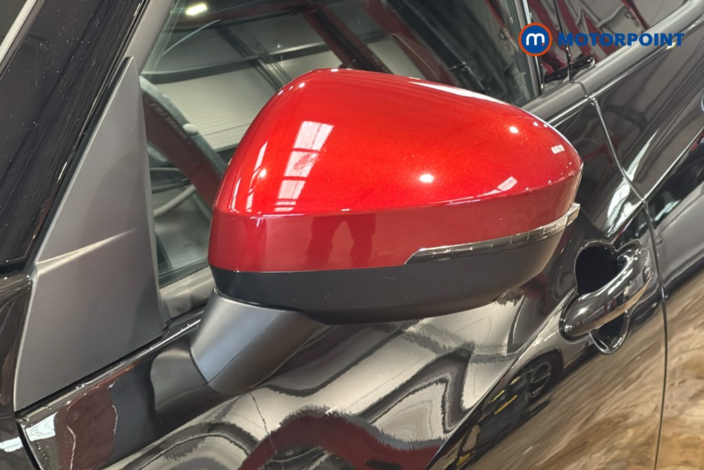 Nissan Juke Tekna-Plus Manual Petrol SUV - Stock Number (1629345) - 43rd supplementary image