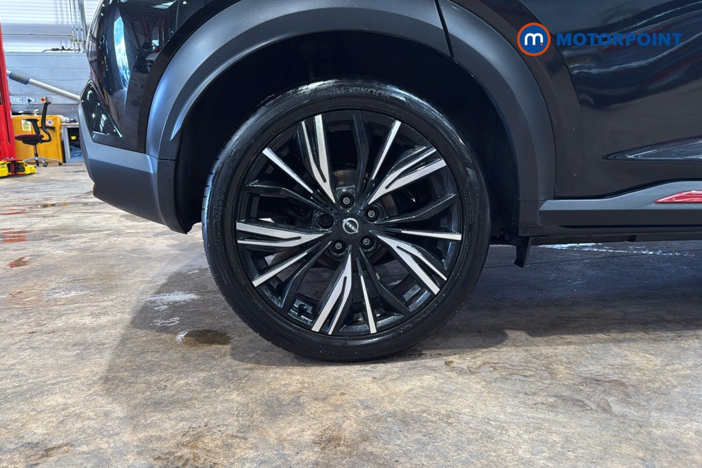 Nissan Juke Tekna-Plus Manual Petrol SUV - Stock Number (1629345) - 49th supplementary image