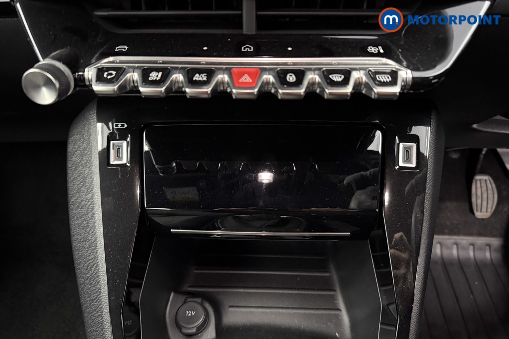 Peugeot 2008 Allure Manual Petrol SUV - Stock Number (1630191) - 11th supplementary image