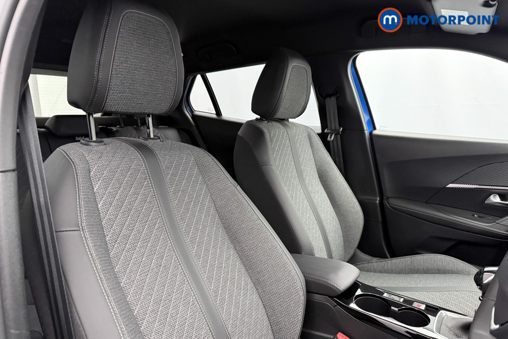 Peugeot 2008 Allure Manual Petrol SUV - Stock Number (1630191) - 14th supplementary image