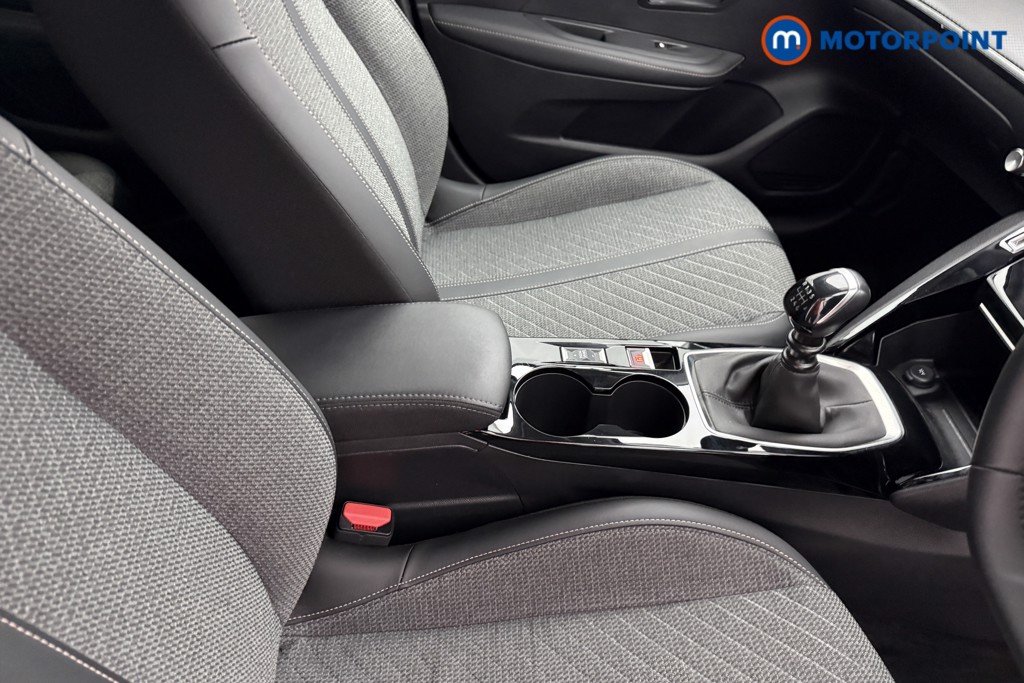 Peugeot 208 Allure Manual Petrol Hatchback - Stock Number (1630232) - 14th supplementary image