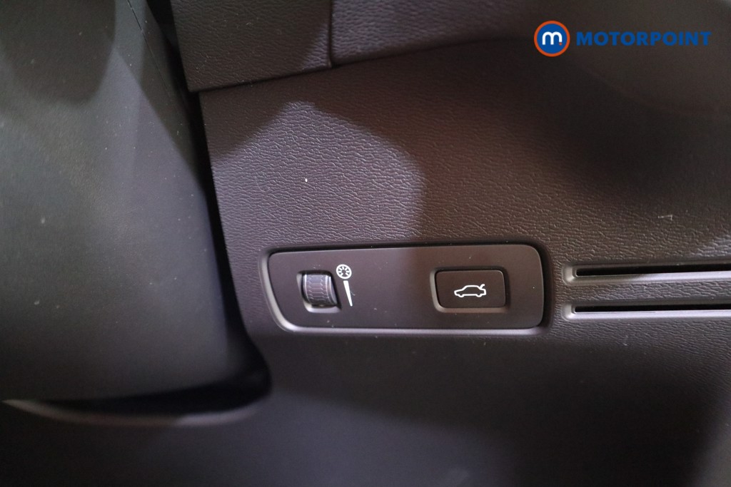 Volvo Xc40 Inscription Pro Automatic Petrol SUV - Stock Number (1630313) - 13th supplementary image