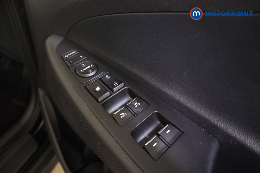 Hyundai Tucson Se Nav Manual Petrol SUV - Stock Number (1632164) - 14th supplementary image