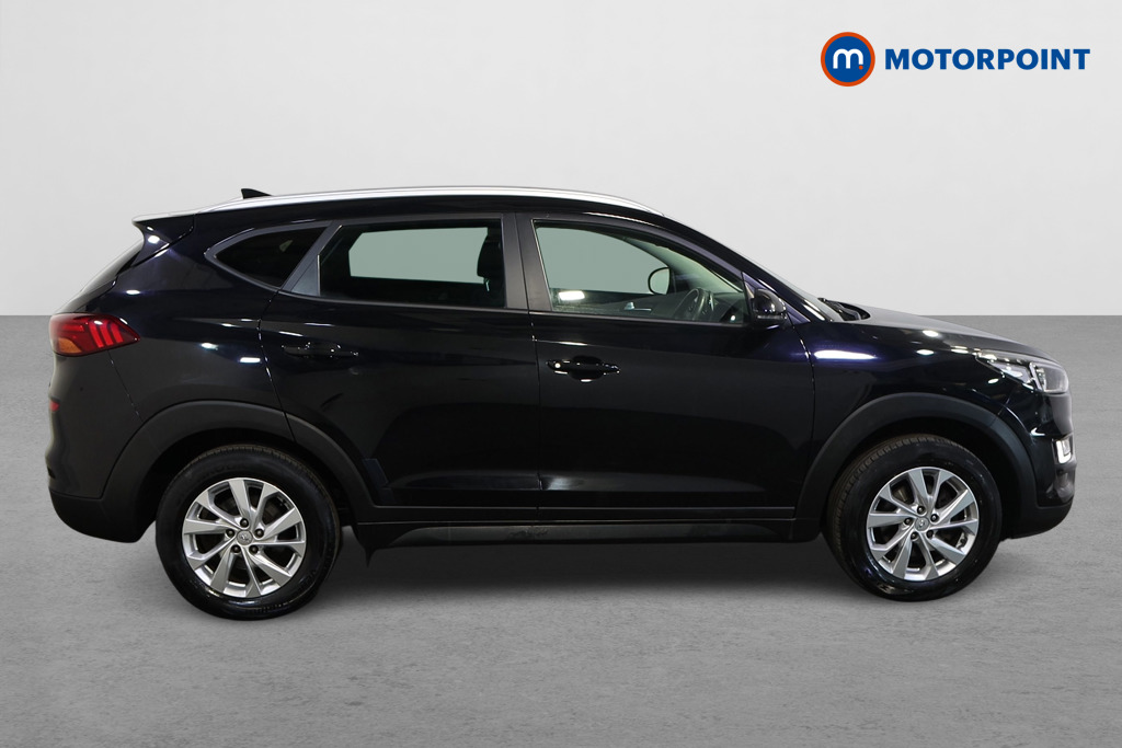 Hyundai Tucson Se Nav Manual Petrol SUV - Stock Number (1632164) - Drivers side