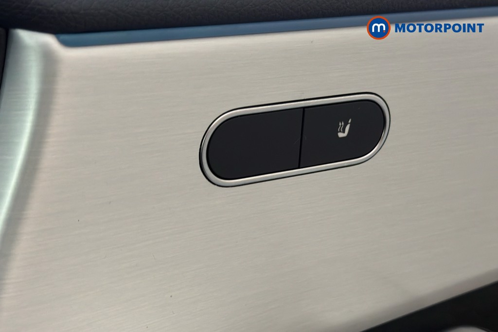 Mercedes-Benz A Class Amg Line Automatic Petrol Hatchback - Stock Number (1632315) - 14th supplementary image