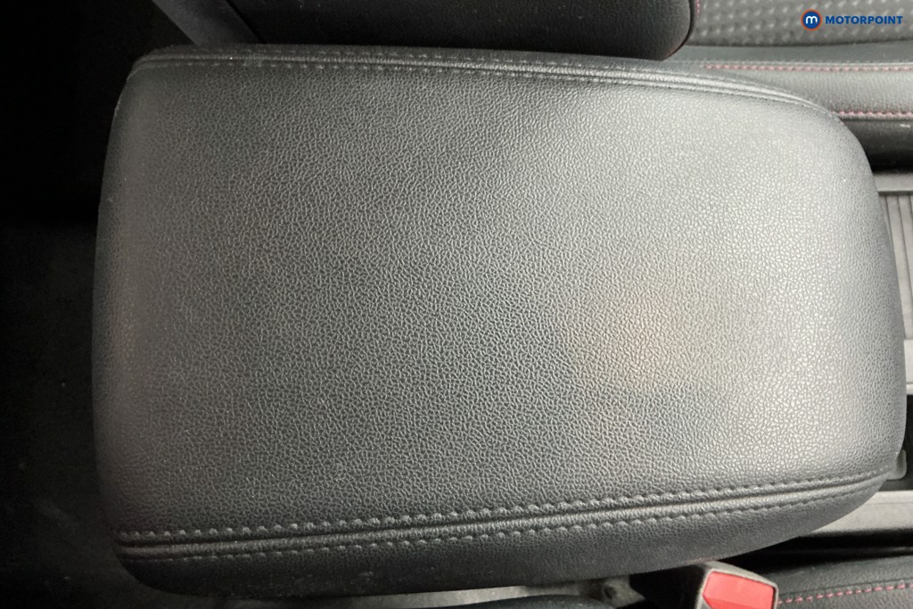 Ford Focus St-Line X Manual Petrol Hatchback - Stock Number (1632694) - 14th supplementary image