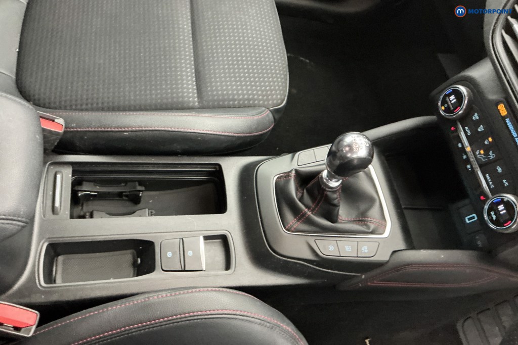 Ford Focus St-Line X Manual Petrol Hatchback - Stock Number (1632694) - 20th supplementary image