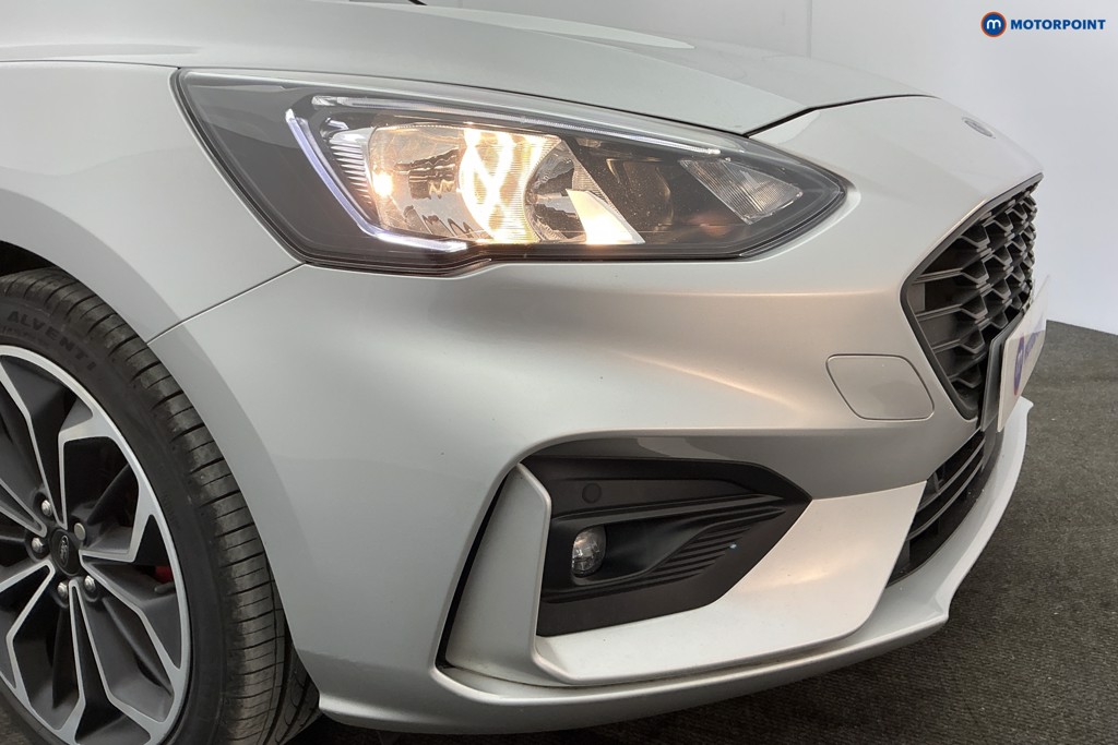 Ford Focus St-Line X Manual Petrol Hatchback - Stock Number (1632694) - 31st supplementary image