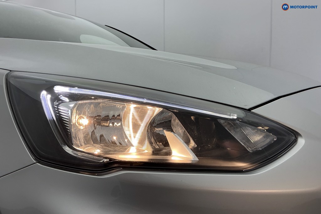 Ford Focus St-Line X Manual Petrol Hatchback - Stock Number (1632694) - 32nd supplementary image