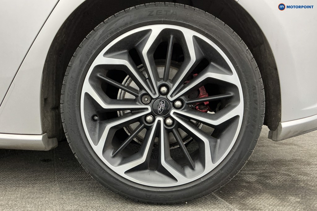 Ford Focus St-Line X Manual Petrol Hatchback - Stock Number (1632694) - 35th supplementary image