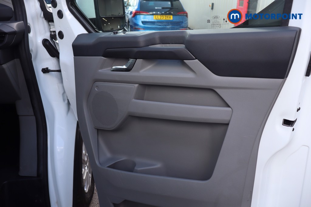 Ford Transit Custom Limited Manual Diesel Panel Van - Stock Number (1633004) - 20th supplementary image