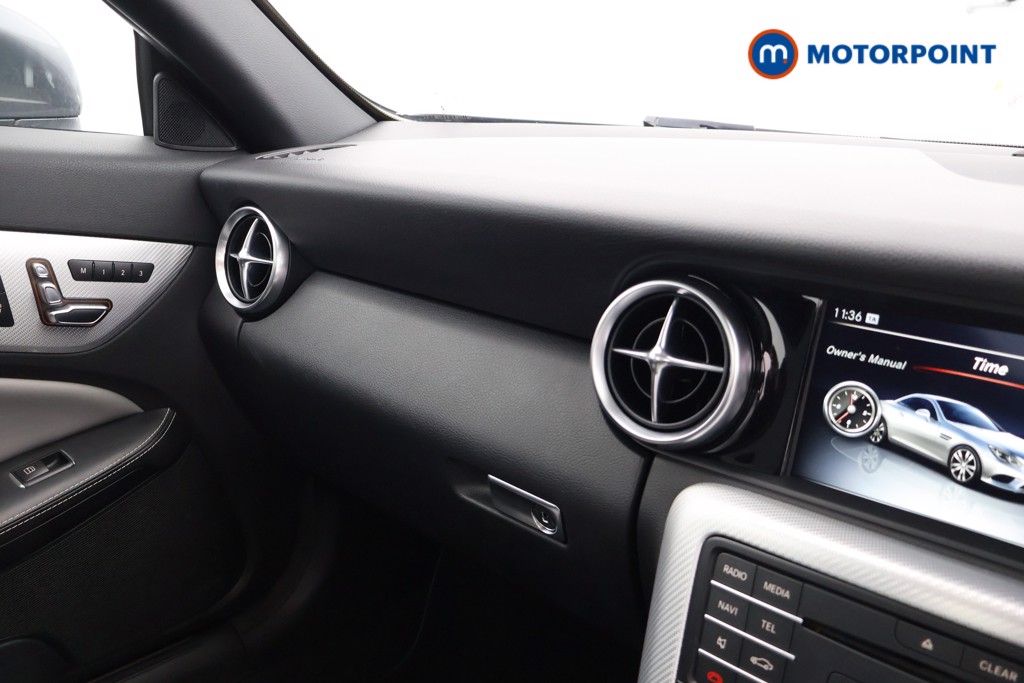 Mercedes-Benz SLC Final Edition Manual Petrol Convertible - Stock Number (1633041) - 9th supplementary image