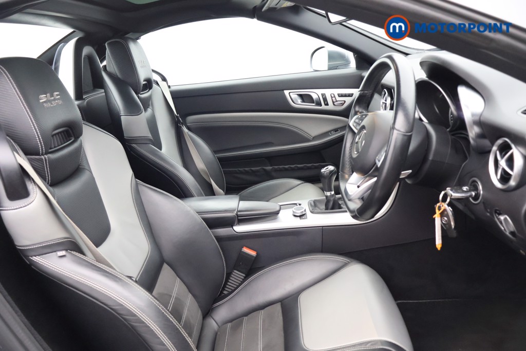 Mercedes-Benz SLC Final Edition Manual Petrol Convertible - Stock Number (1633041) - 14th supplementary image