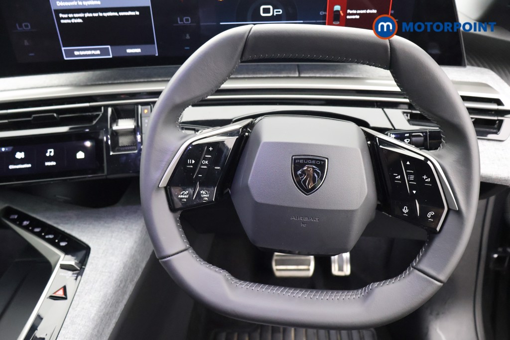 Peugeot 3008 Allure Automatic Petrol SUV - Stock Number (1633837) - 1st supplementary image