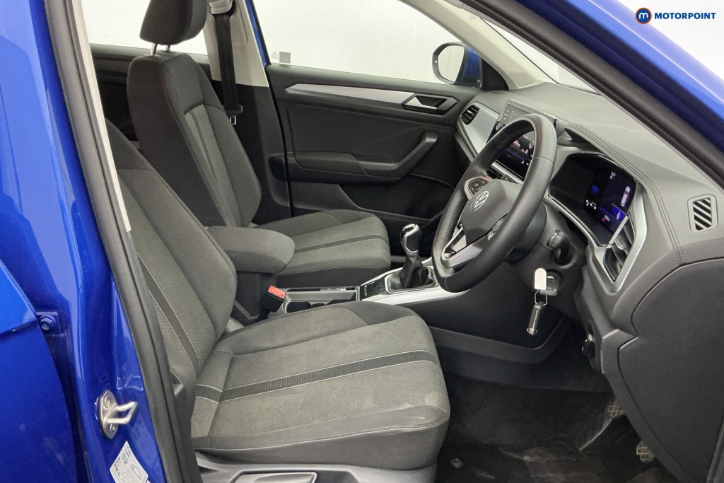 Volkswagen T-Roc Life Manual Petrol SUV - Stock Number (1633854) - 5th supplementary image