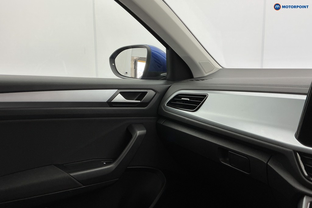 Volkswagen T-Roc Life Manual Petrol SUV - Stock Number (1633854) - 22nd supplementary image