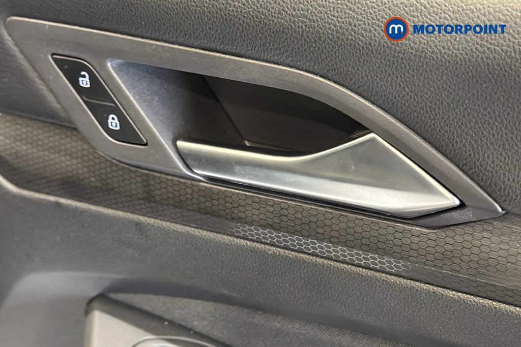 Volkswagen Golf GTI Automatic Petrol Hatchback - Stock Number (1633872) - 42nd supplementary image