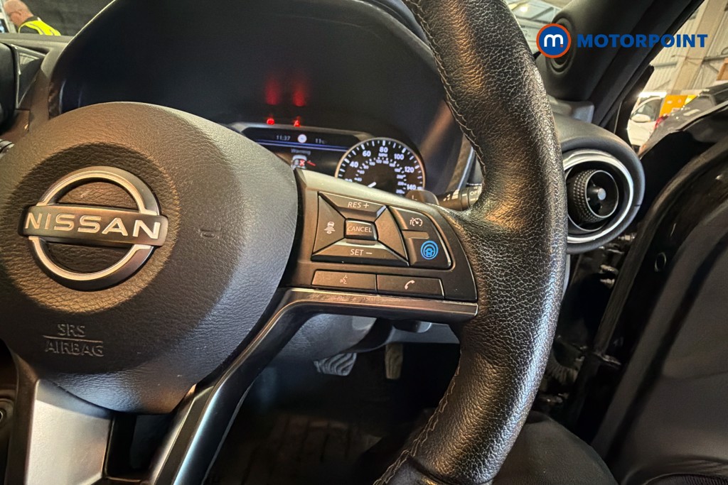 Nissan Juke Tekna Automatic Petrol SUV - Stock Number (1633931) - 4th supplementary image