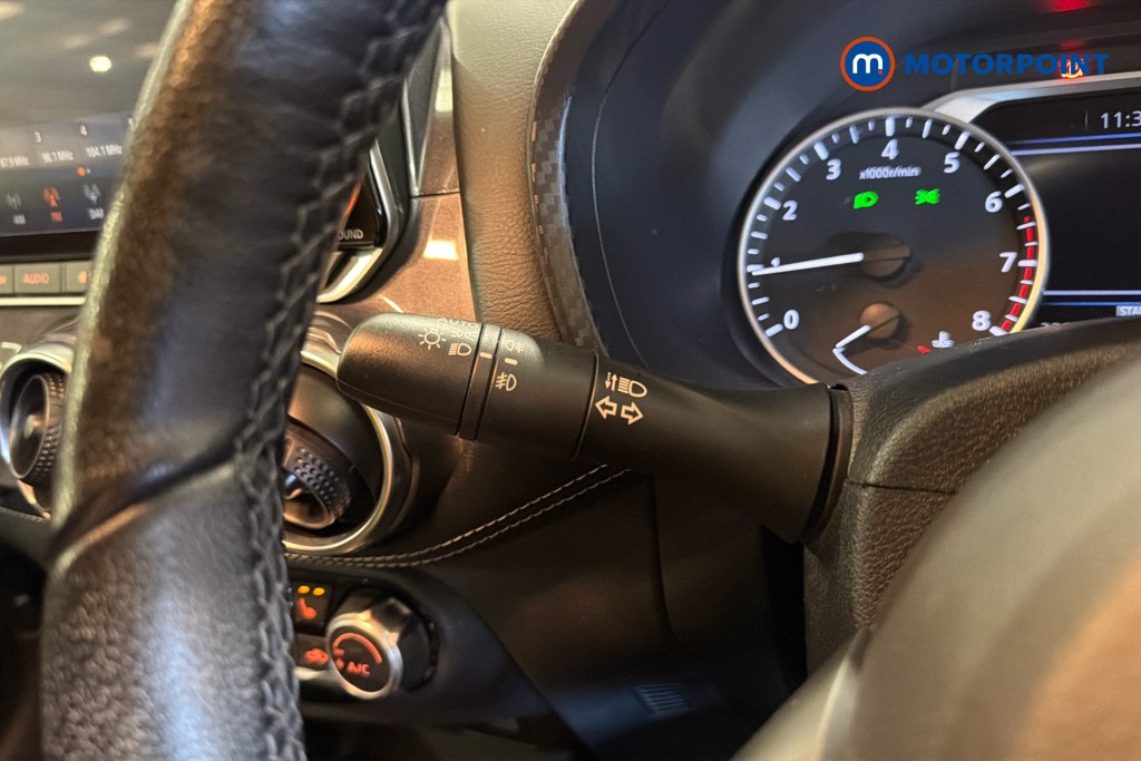 Nissan Juke Tekna Automatic Petrol SUV - Stock Number (1633931) - 6th supplementary image