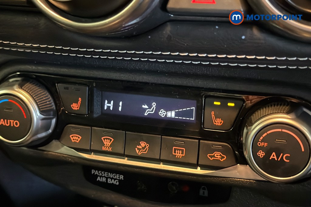 Nissan Juke Tekna Automatic Petrol SUV - Stock Number (1633931) - 14th supplementary image