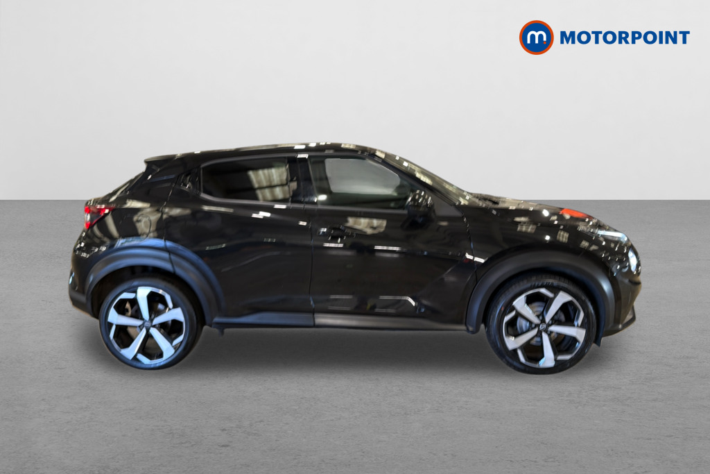 Nissan Juke Tekna Automatic Petrol SUV - Stock Number (1633931) - Drivers side