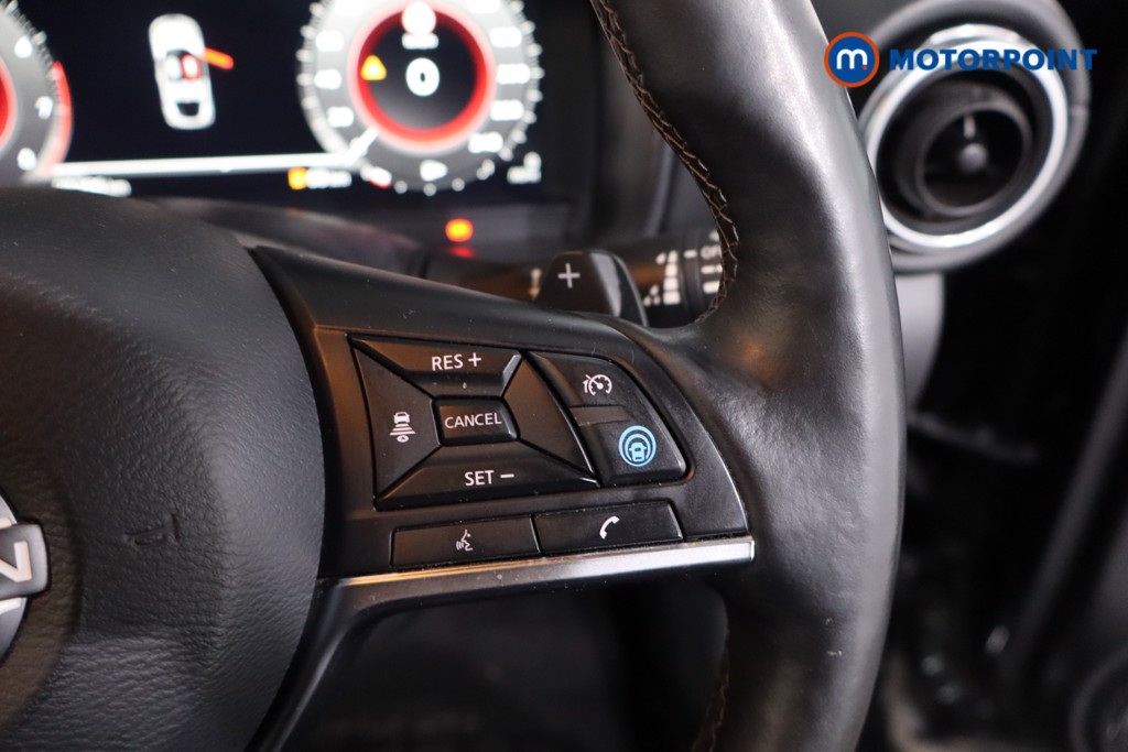 Nissan Juke Tekna Automatic Petrol SUV - Stock Number (1633937) - 8th supplementary image