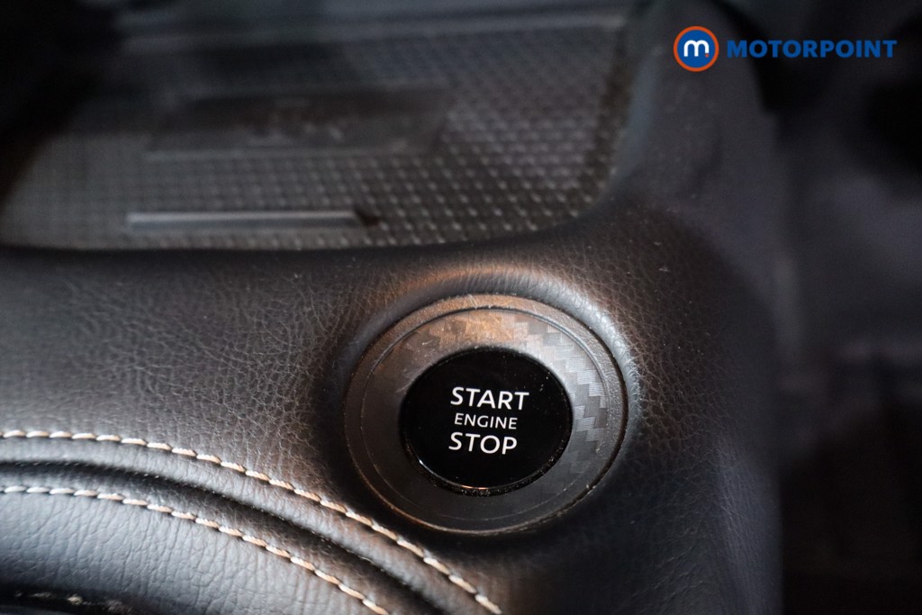 Nissan Juke Tekna Automatic Petrol SUV - Stock Number (1633937) - 21st supplementary image