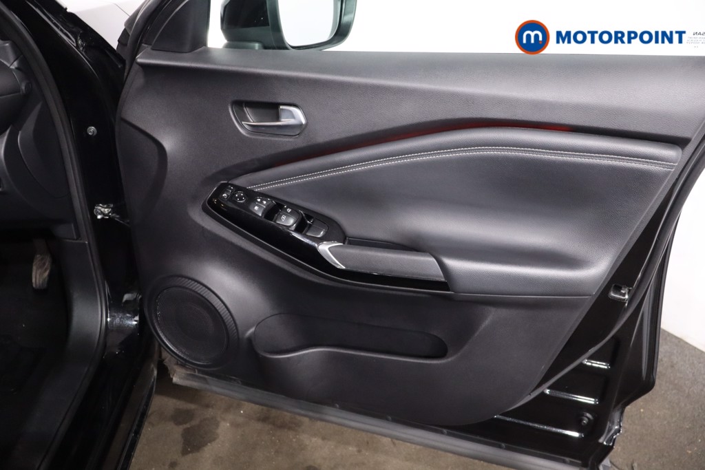 Nissan Juke Tekna Automatic Petrol SUV - Stock Number (1633937) - 24th supplementary image