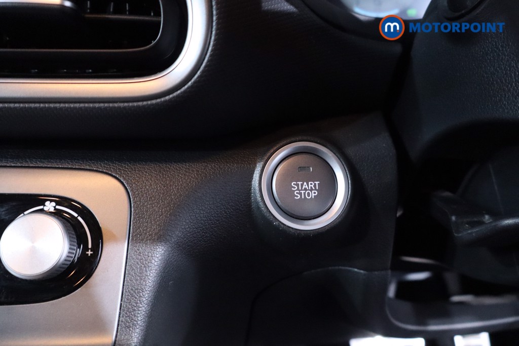 Hyundai Kona Premium Automatic Electric SUV - Stock Number (1634152) - 20th supplementary image