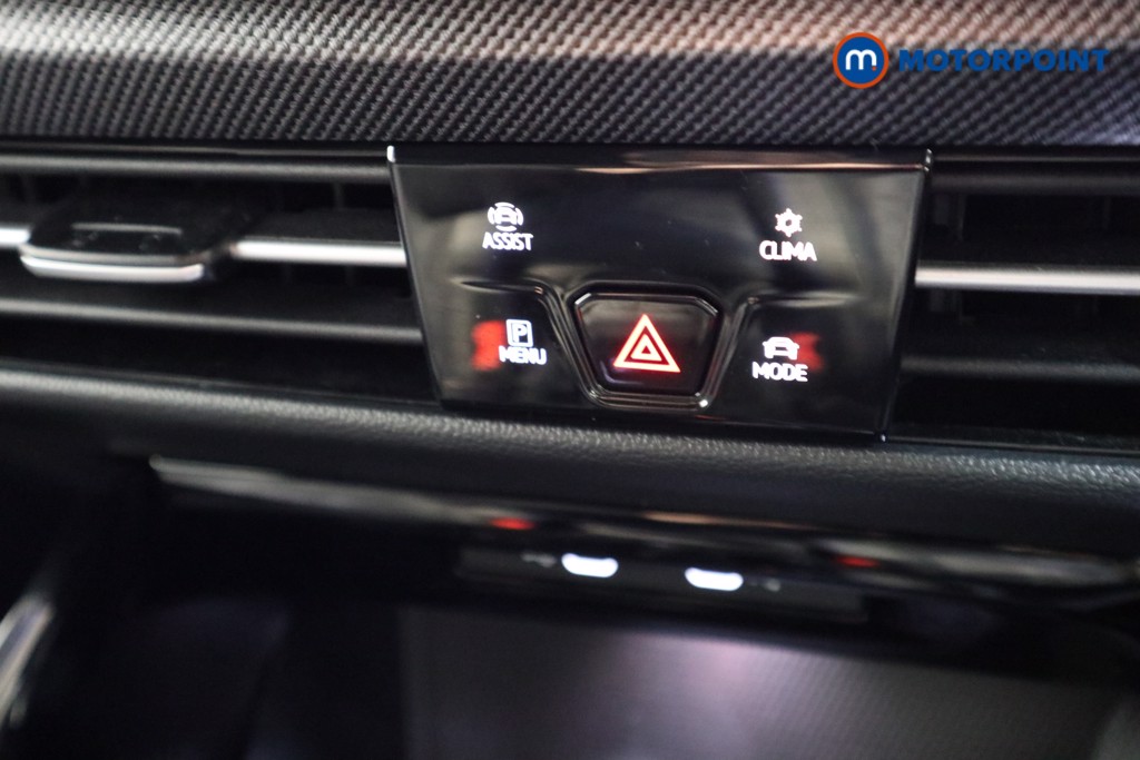 Volkswagen Golf R-Line Automatic Petrol Hatchback - Stock Number (1634430) - 8th supplementary image