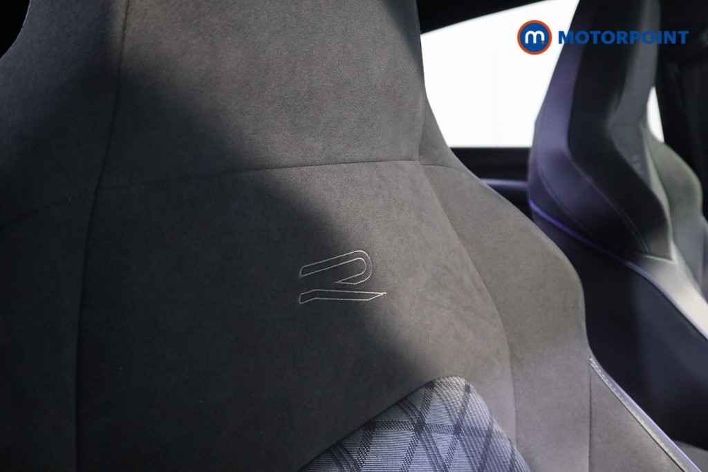 Volkswagen Golf R-Line Automatic Petrol Hatchback - Stock Number (1634430) - 18th supplementary image