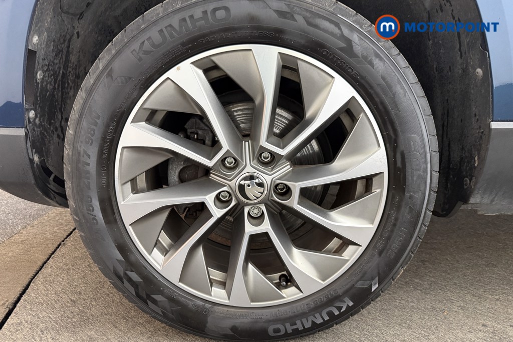 Skoda Karoq Se Drive Manual Petrol SUV - Stock Number (1634449) - 4th supplementary image