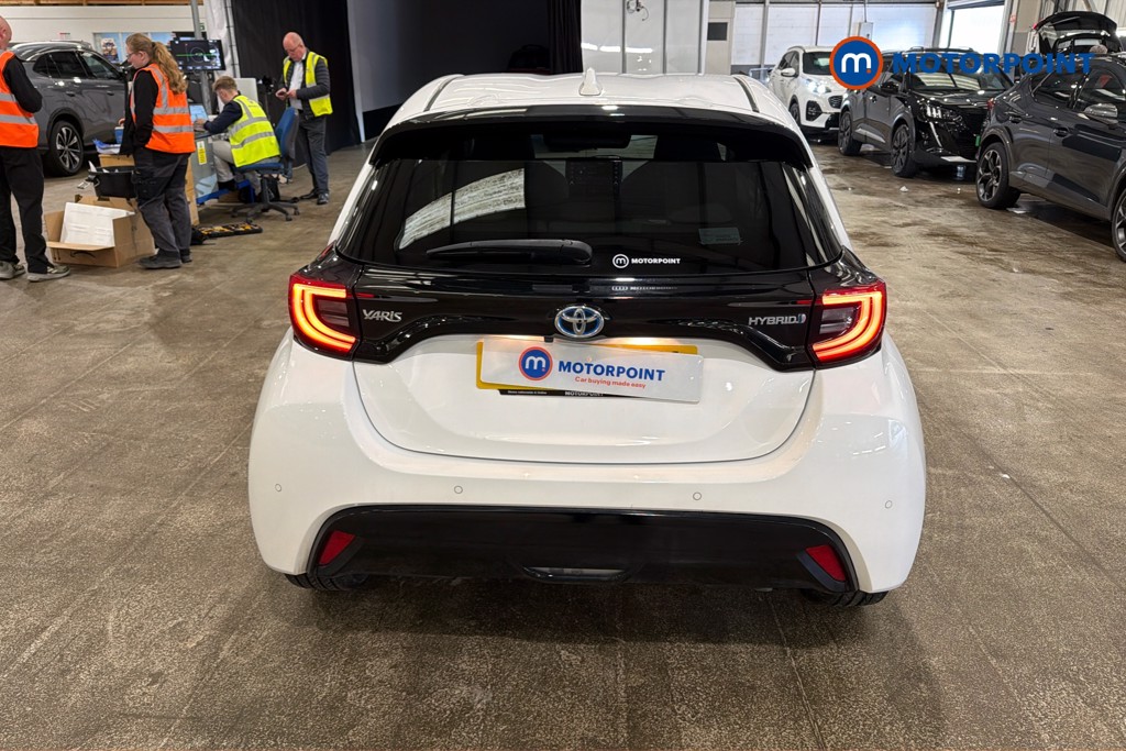 Toyota Yaris Excel Automatic Petrol-Electric Hybrid Hatchback - Stock Number (1634823) - 37th supplementary image