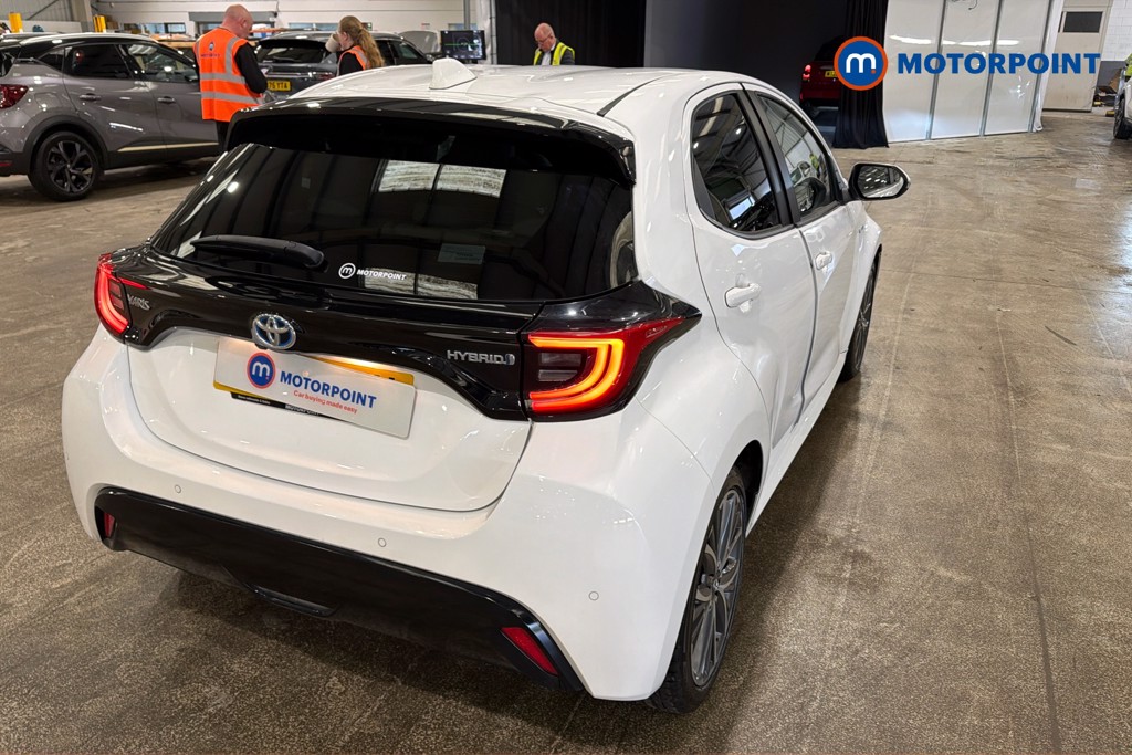 Toyota Yaris Excel Automatic Petrol-Electric Hybrid Hatchback - Stock Number (1634823) - 38th supplementary image