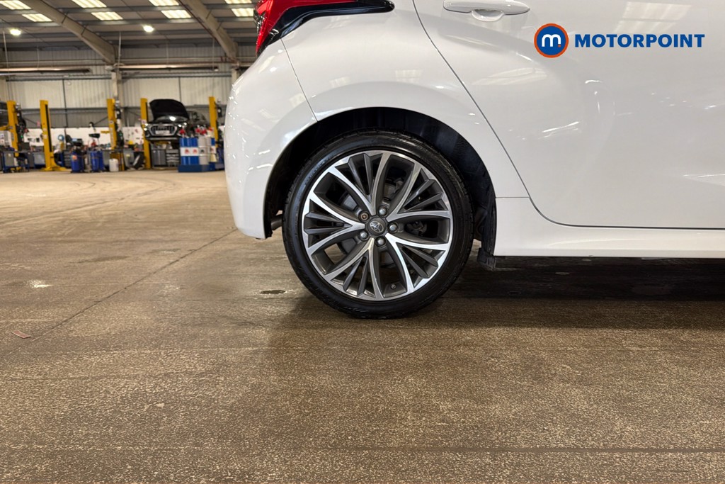 Toyota Yaris Excel Automatic Petrol-Electric Hybrid Hatchback - Stock Number (1634823) - 49th supplementary image