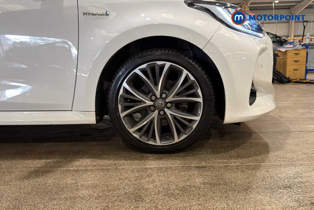 Toyota Yaris Excel Automatic Petrol-Electric Hybrid Hatchback - Stock Number (1634823) - 50th supplementary image