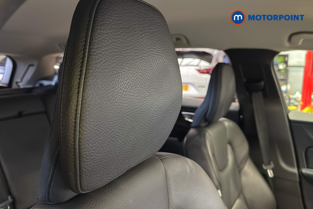 Volvo V60 Plus Automatic Petrol Estate - Stock Number (1634924) - 23rd supplementary image