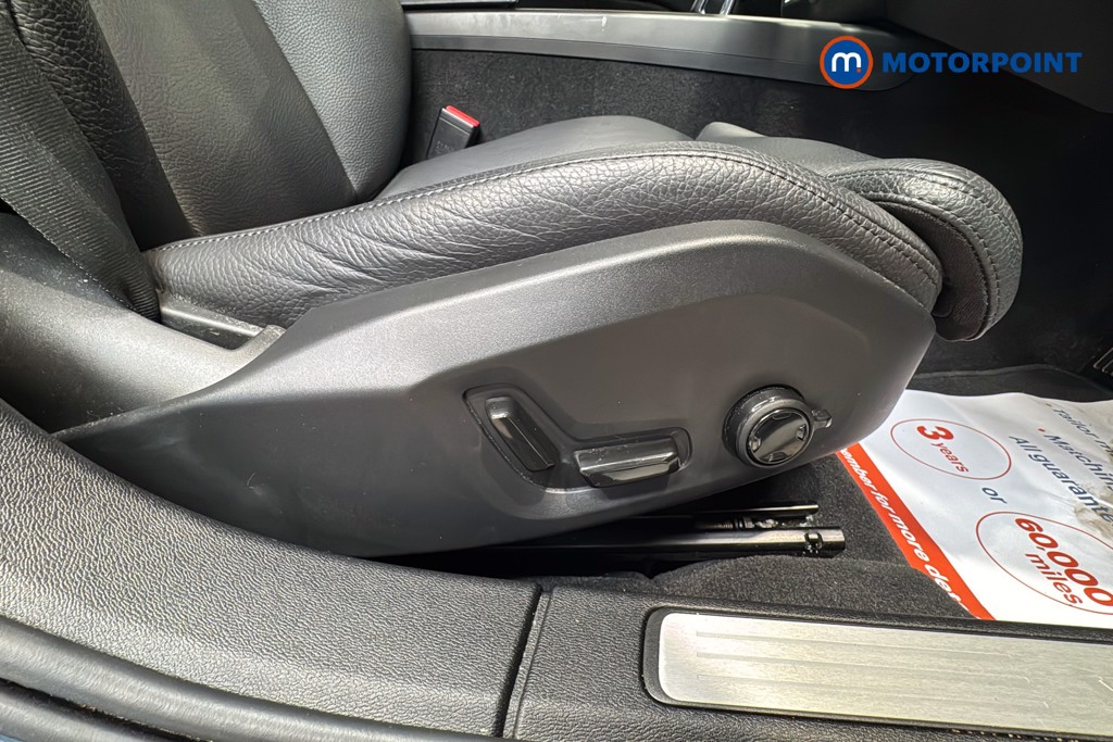 Volvo V60 Plus Automatic Petrol Estate - Stock Number (1634924) - 25th supplementary image